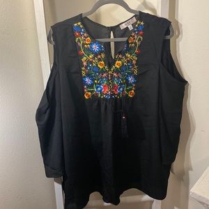 MOA MOA WOMAN 2x peep shoulder shirt
